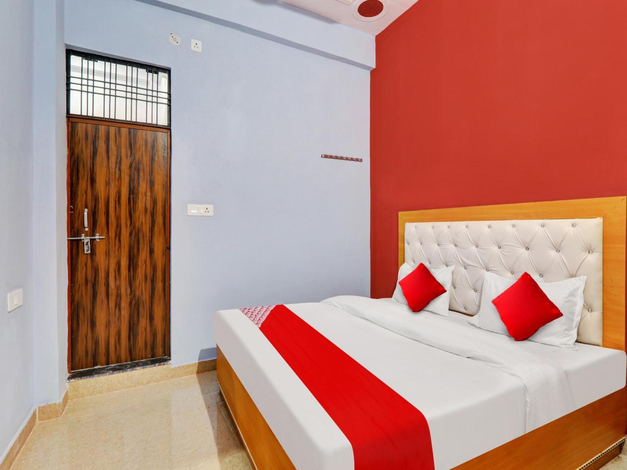 Hotel O Aradhya Galaxy Bhauli Buitenkant foto